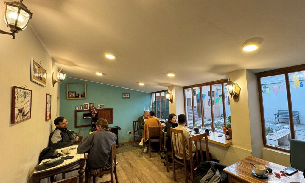 Captura de pantalla 2025-04-05 a la(s) 10.41.09 p. m.